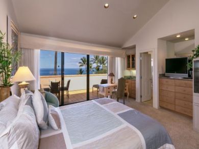 Bedroom with King Bed